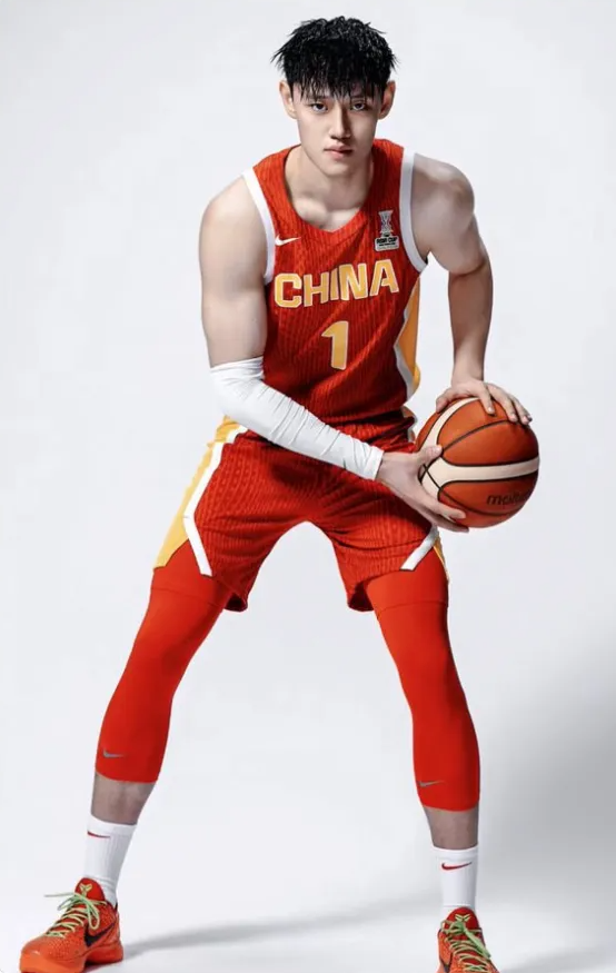 裔老板蔡崇, 曾凡博能与