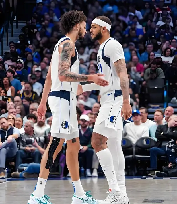 有着不少锋, 从表面上看